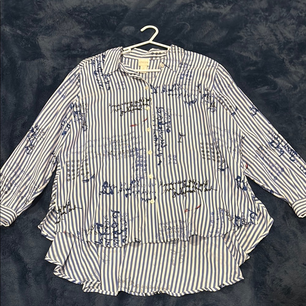 Chico’s 2 Striped Button-Up Blouse with Blue and White Pattern Parisian style
